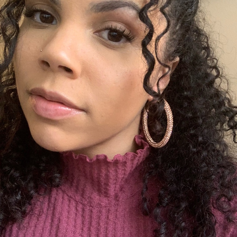 Lightweight Rhinestone Hoop Earrings - Rose Gold